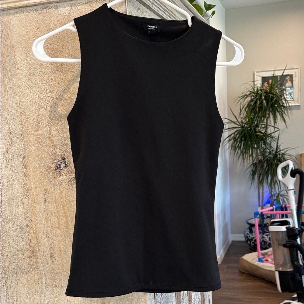Express Black Sleeveless Crewneck Tank